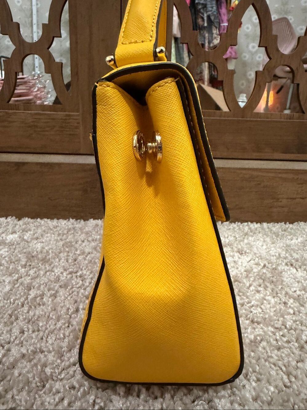 Michael Kors Ava small saffiano leather top-handle crossbody bag - Picture 5 of 10